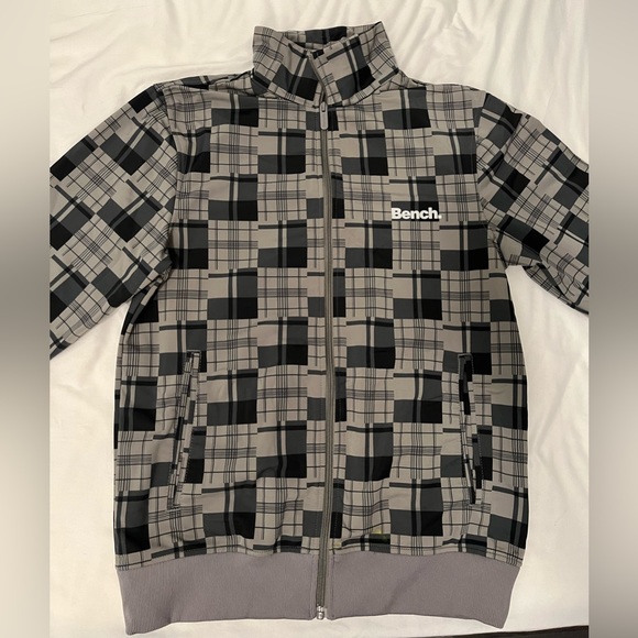 Bench zip up sweater - Picture 1 of 1